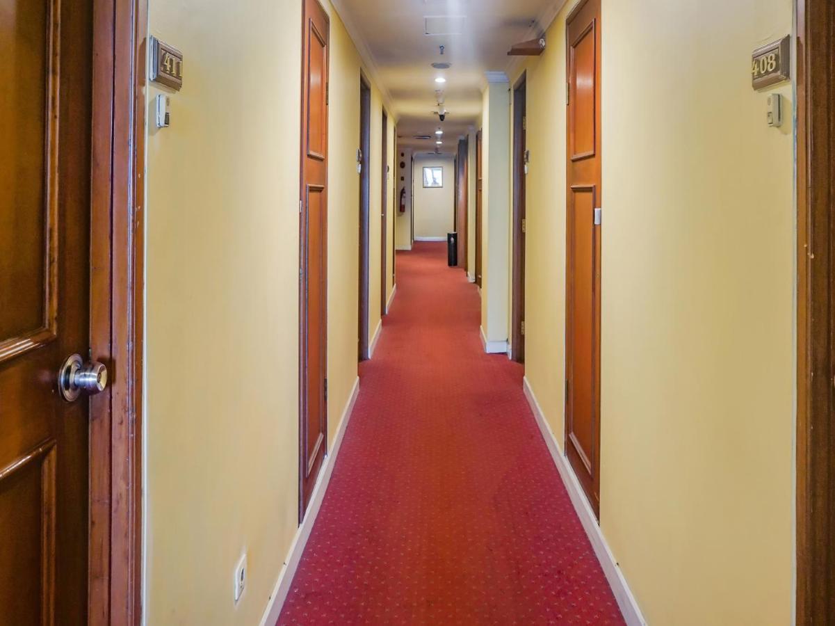 Oyo 3967 Hotel Pantai Wisata Macasar Exterior foto
