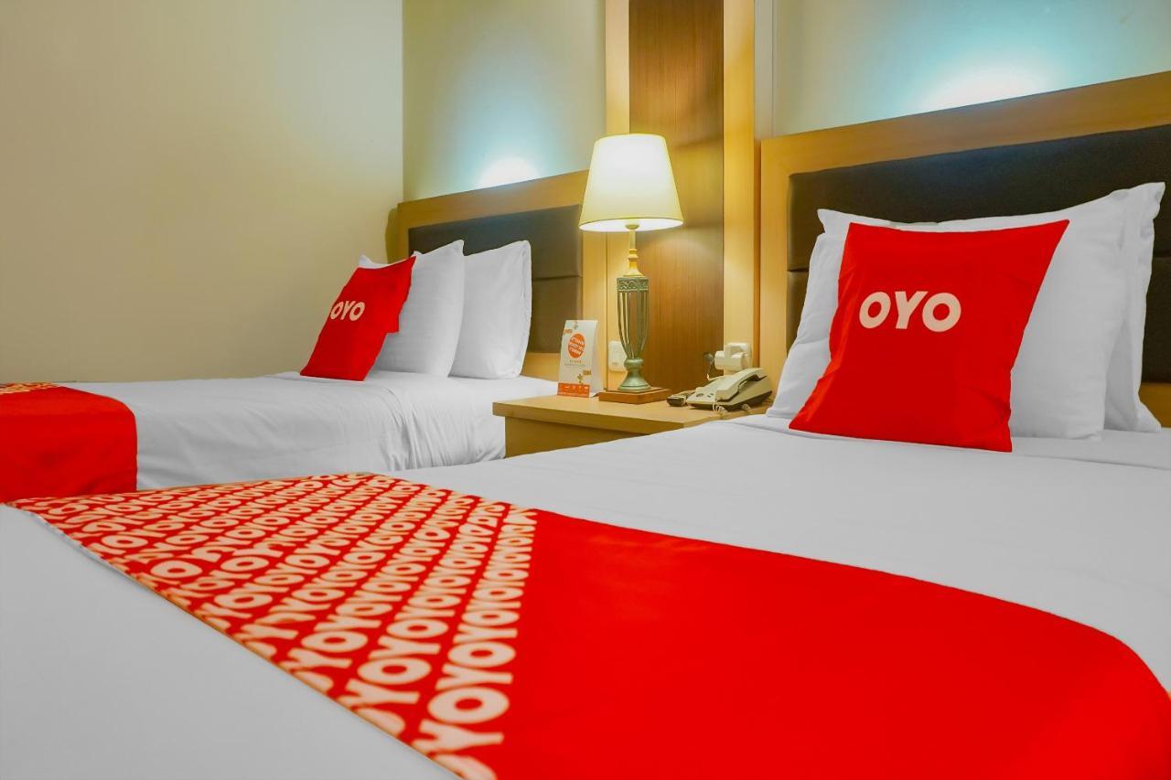 Oyo 3967 Hotel Pantai Wisata Macasar Exterior foto